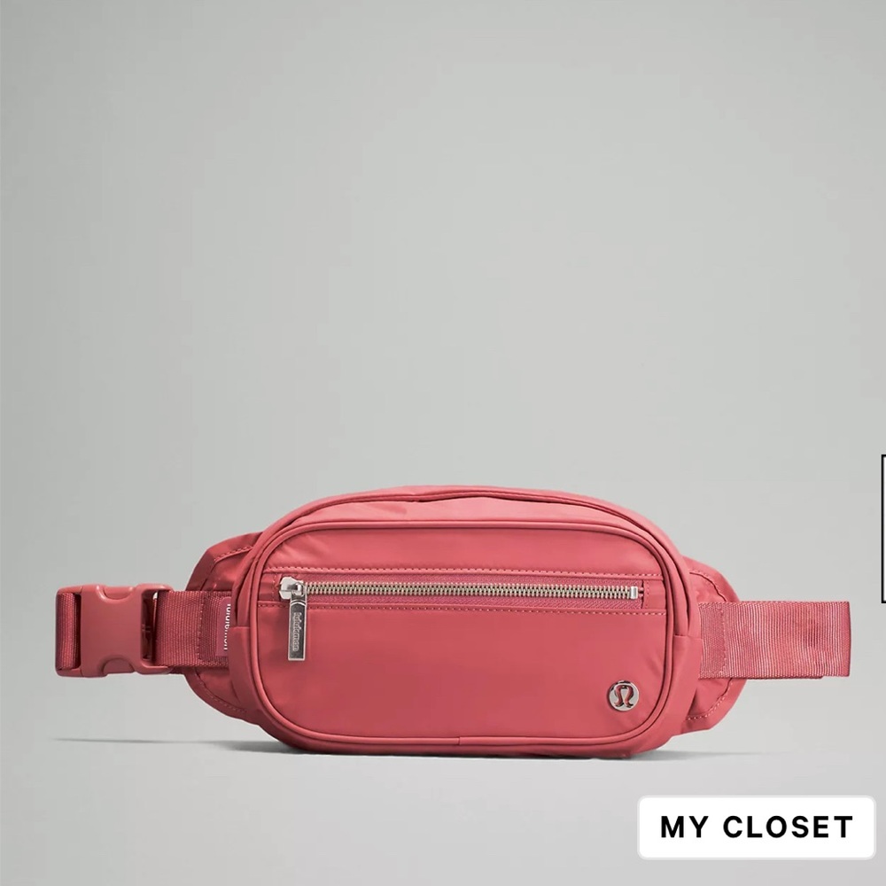 Lululemon Wanderlust Belt Bag